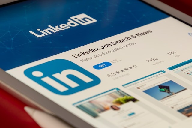 LinkedIn'da İş Arama Stratejileri ve Kişisel Markalaşma